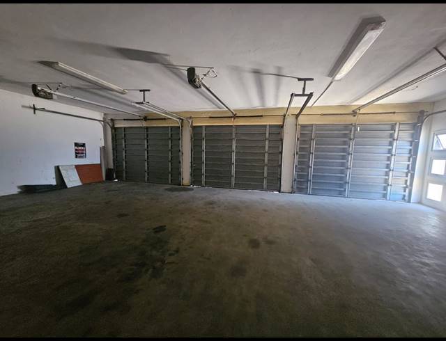 8,120M² WAREHOUSE TO LET IN MEADOWDALE